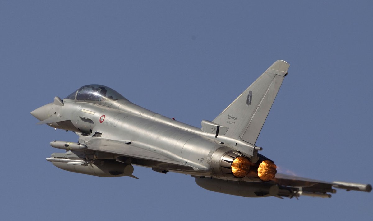 Eurofighter Typhoon 2000 