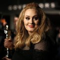 FOTO | Milline vorm! Sel aastal meeletult kaalu kaotanud Adele näitas trimmis keha