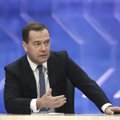 ВИДЕО: Медведева эвакуировали из зала в Сколково