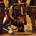 USA-s St. Louises vahistati kümneid vandaalitsenud meeleavaldajaid