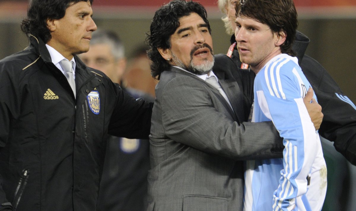 Diego Maradona ja Lionel Messi 2010. aasta MMil