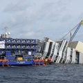 FOTOD: Itaalia valmistub ligi 115 000 tonnist luksuslaeva Costa Concordiat lõpuks merest välja tõmbama