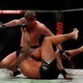 VIDEOD | Päriselu Ivan Drago tegi UFC võitlusõhtu peamatšis tõelist hävitustööd