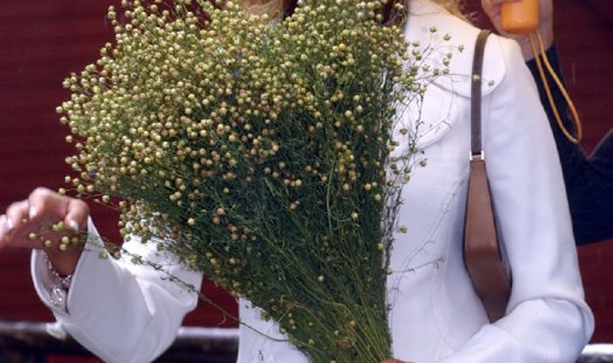 Linakimp võib olla uhkem kui lillebukett. Pildil on üks selline kingitud Rootsi printsessile Madeleine’ile.