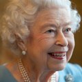 Vapper proua! Kuninganna Elizabeth II täidab haigestumisest hoolimata sel nädalal tööülesandeid
