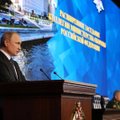 Путин заявил, что работа над "супероружием" идет по плану