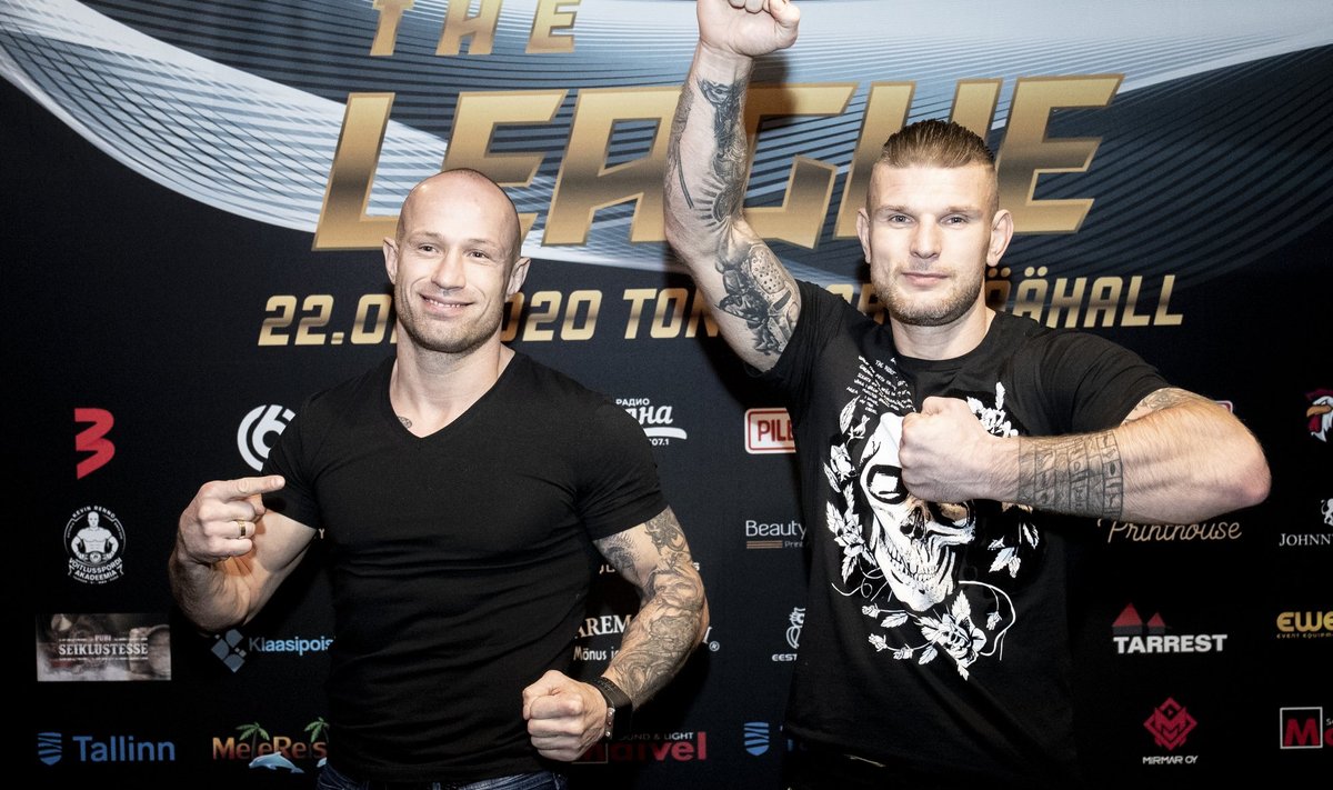 Dmitri Ivanov (vasakul) 2020. aasta The League'i pressikonverentsil koos oma toonase vastase Andy Manzologa.