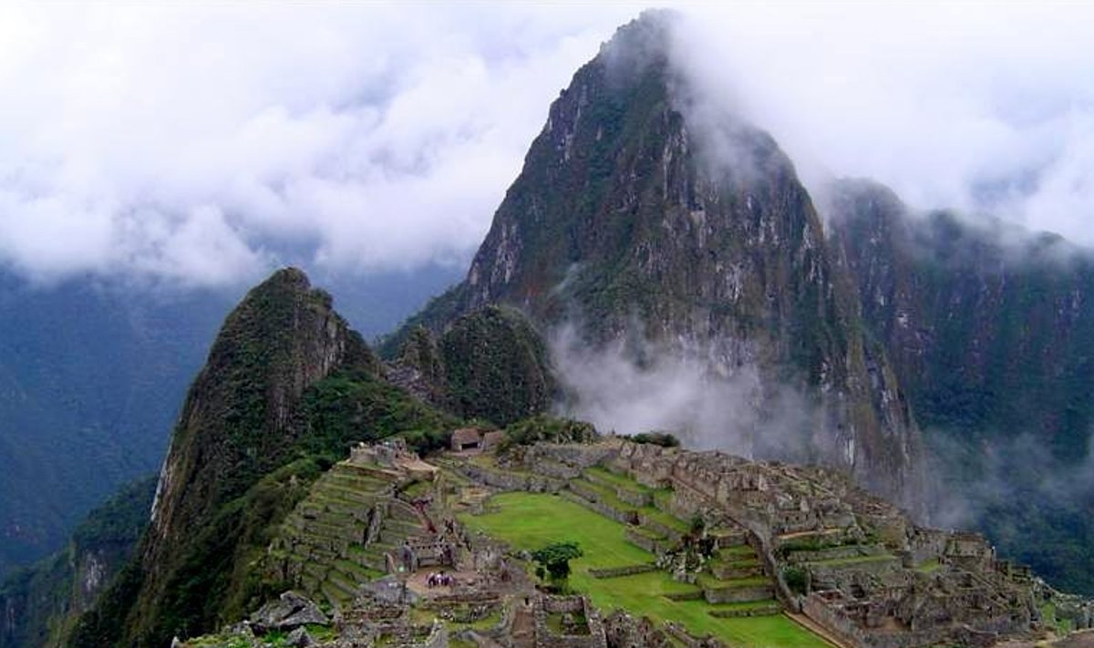 Macchu Picchu.