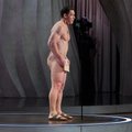 ВИДЕО | Упс! Известный актер выбежал на сцену „Оскара“ абсолютно голым