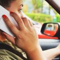 Tunnistame üles – meie aju naudib roolis olles mobiiltelefoni