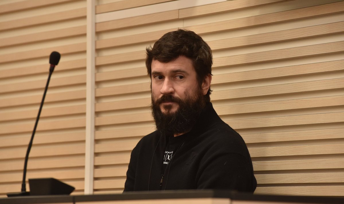 PIKALT VAHISTATUD: Ivan Turõgin pidi täna ilmuma kohtu ette, et teada saada, kas teda tohib veel vahistatuna kinni hoida võib pääseb ta menetluse ajaks vabadusse.