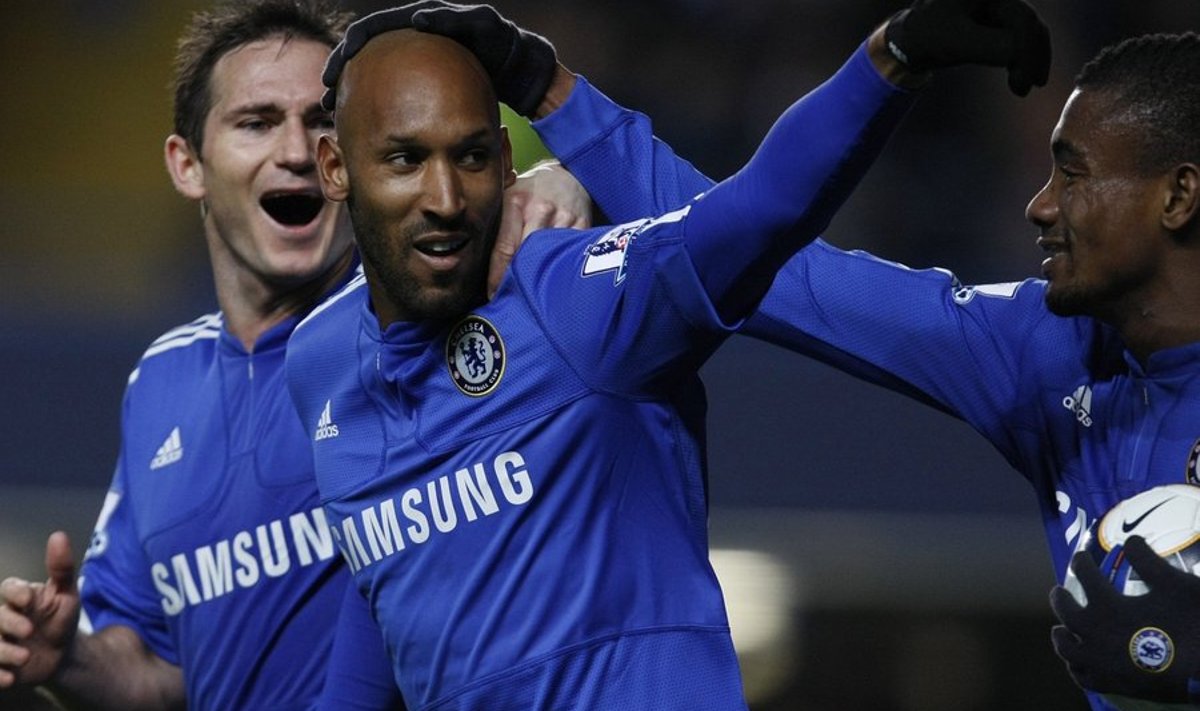 Chelsea's Nicolas Anelka, centre, celebrates with team mates Frank Lampard, left, and Salomon Kalou after scoring against Bolton Wanderers' during their English Premiership soccer match at Chelsea's Stamford Bridge stadium in London, Tuesday, April, 13,  2010. (AP Photo/Alastair Grant) ** NO INTERNET/MOBILE USAGE WITHOUT FOOTBALL ASSOCIATION PREMIER LEAGUE(FAPL)LICENCE. CALL +44 (0) 20 7864 9121 or EMAIL info@football-dataco.com <mailto:info@football-dataco.com> FOR DETAILS ** / SCANPIX Code: 436