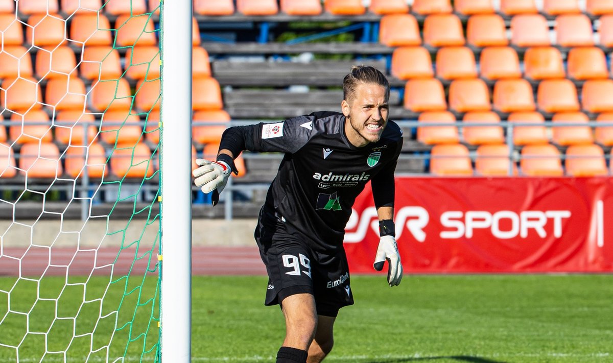 Karl Andre Vallner mängib igapäevast klubijalgpalli Tallinna Levadias.