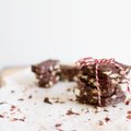 Kas oskad aimata? Üllatavad sügisviljad šokolaadi sees tõid Eesti šokolaadikojale kuldmedali