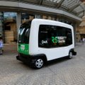 Buss on, juhti pole: Jaapanis hakkab peagi poodlejaid vedama tilluke Robot Shuttle