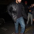 VIDEO | Rahva uus kangelane! Räppar Drake ähvardas kontserdil naisi käperdanud mehele peksa anda