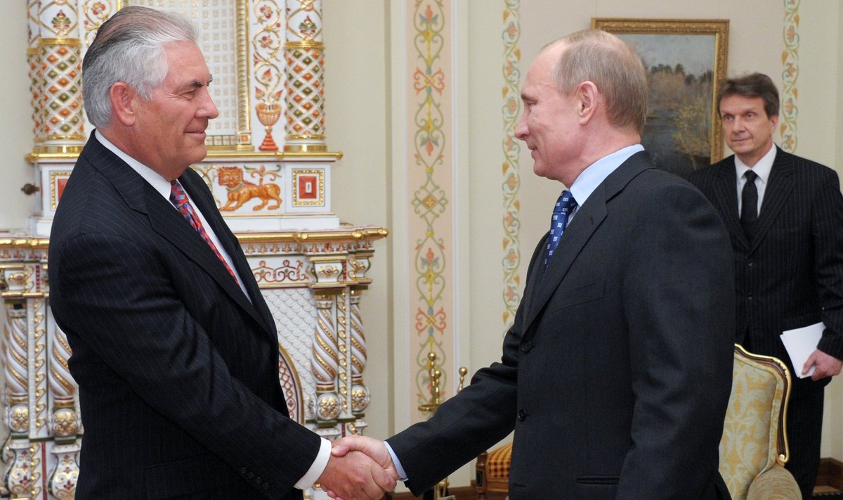 Rex Tillerson (vasakul) on Venemaa presidendi Vladimir Putini vana sõber.