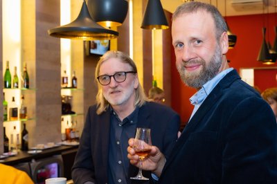 NOORTE TALENTIDE KONTSERTI nautisid saksofonist ja muusikapedagoog Villu Veski ning kitarrist ja pianist Oleg Pissarenko.
