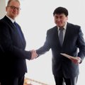 Вице-канцлер эстонского МИД передал консулу Казахстана экзекватуру