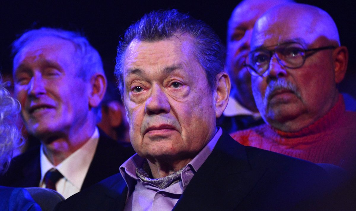 Gala marks Nikolai Karachentsov's 70th birthday at Lenkom Theater