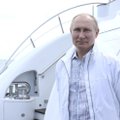 Väidetav Putini luksusjaht viidi Hamburgi dokist minema. Spekuleeritakse sanktsioonihirmuga
