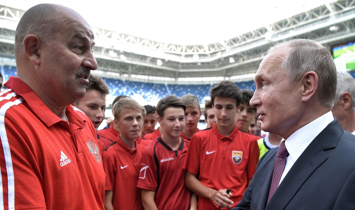 Stanislav Tšertsessov ja Vladimir Putin MM-i ajal.