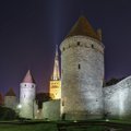 Tallinna vanalinnas valgustati 40 ajalooliselt olulist objekti, nüüd on külastajatele loodud ka tasuta audiogiid