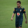Brasiilia jalgpallikoondislased astusid vägistamisskandaali sattunud Neymari kaitseks välja