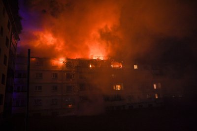 Viljandis põleb kortermaja