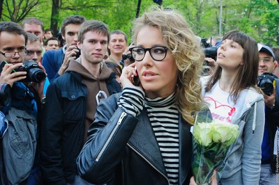 Ksenja Sobtšak 2012. aastal Moskvas protestimeeleavaldusel