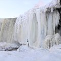 FOTOD ja VIDEO: Jägala joa jäämaailm näitas kevadehõngulisel päeval talve täies ilus