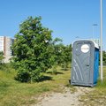 В Ласнамяэ на летнее время установили временные общественные туалеты