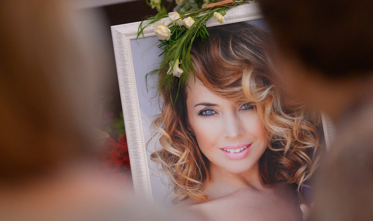 Paying last respects to Zhanna Friske