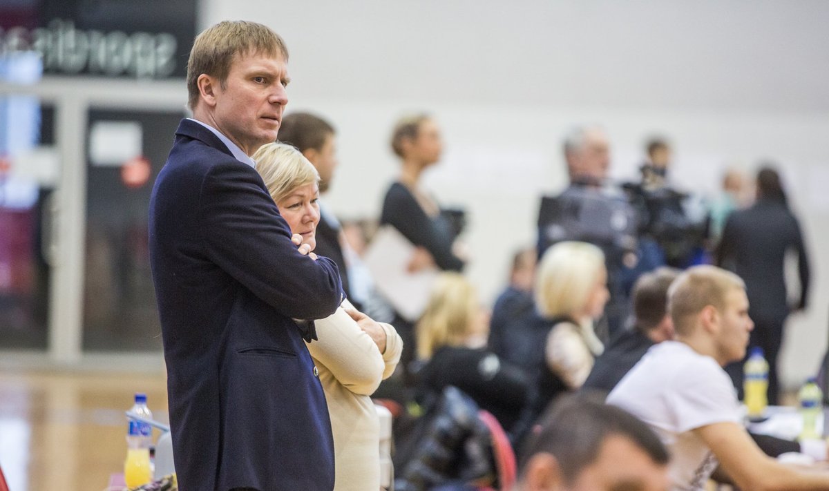 Eerik-Niiles Kross vaatas judoliidu presidendina tähelepanelikult Eesti meistrivõistluste matše.