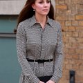 FOTOD: Väsinud moega Kate Middleton käis Londoni tänavail jõulusisseoste tegemas