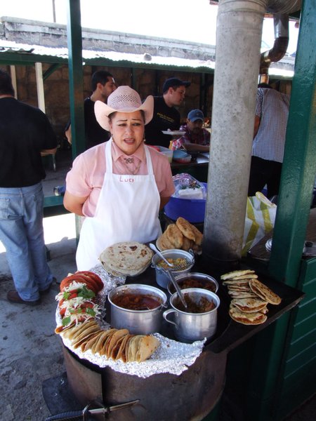 HEAD ISU: El Divisadero jaamas pakutakse ehedat Mehhiko toitu.