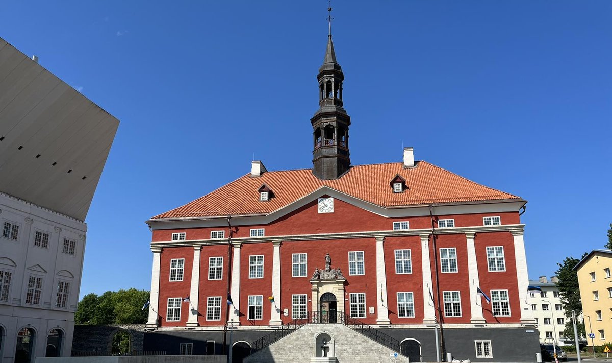 Narva linnavalitsus saadab koondamisteated nõuetele mitte vastavatele õpetajatele 1. aprillist.