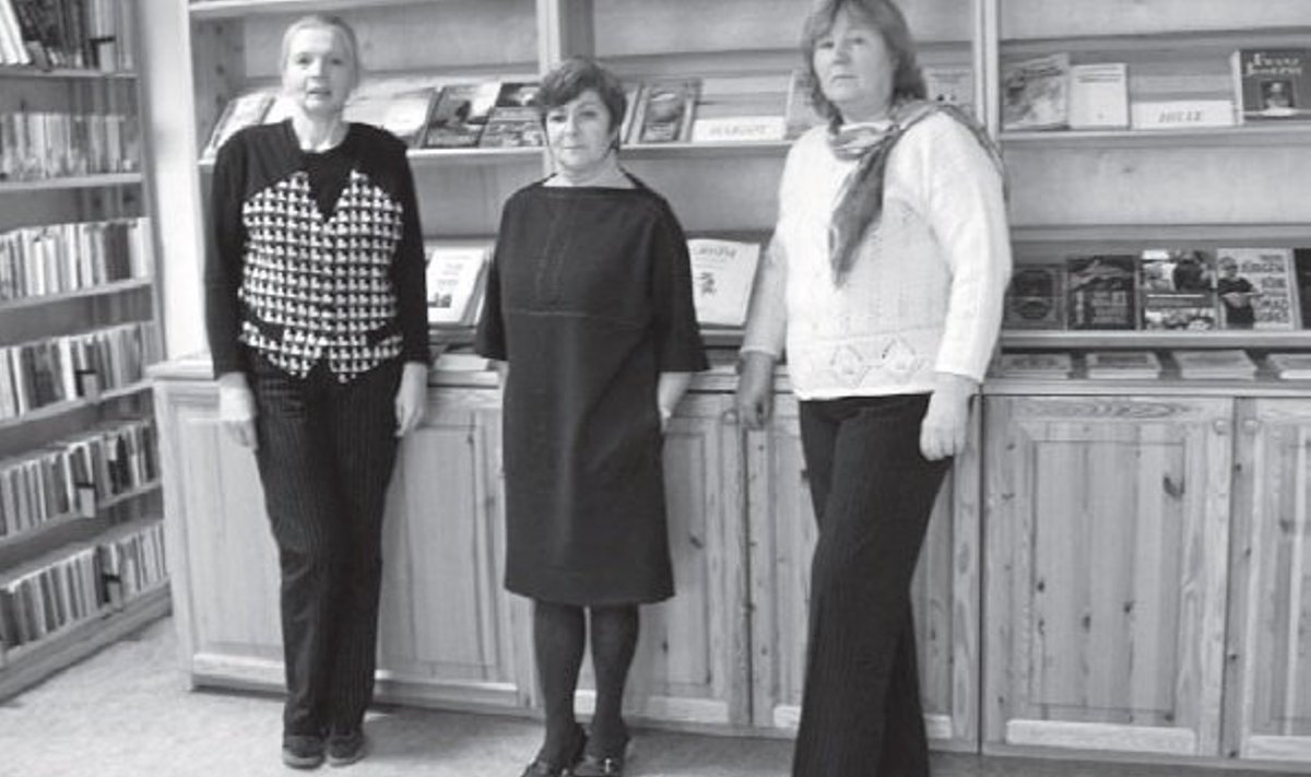 Raamatukogude töötajad Aili Karukäpp, Margot Tamme ja Hille Karukäpp jagasid oma lugemiselamusi