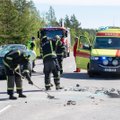 ФОТО: На Сааремаа водитель засмотрелся на огонь Певческого праздника и вызвал аварию