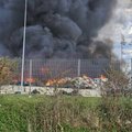 ФОТО | В Ляэне-Вирумаа произошел пожар на территории центра переработки отходов