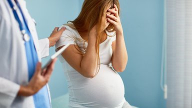 Naine, kes andis lahutuse sisse 20. rasedusnädalal: rahalised pettused, kanepisõltuvus ja suur hunnik valesid