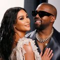 VIDEO | Piinlik! Kanye West jättis abikaasa Kimi miljonite silmapaaride ees suudluseta