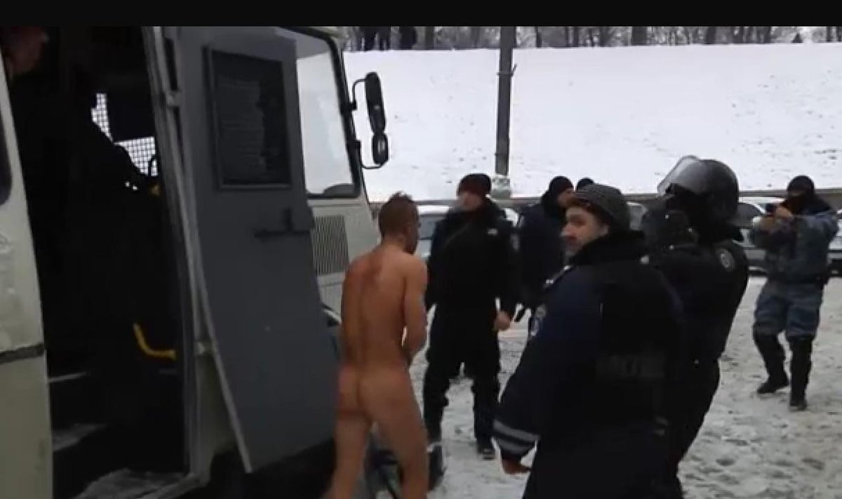Ukraina politsei jõhkrutseb