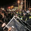 FOTOD ja VIDEO: Kapitalismivastased meeleavaldajad kähmlesid Londonis politseiga