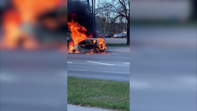 VIDEO | Õismäel põles sõiduauto lausleekides