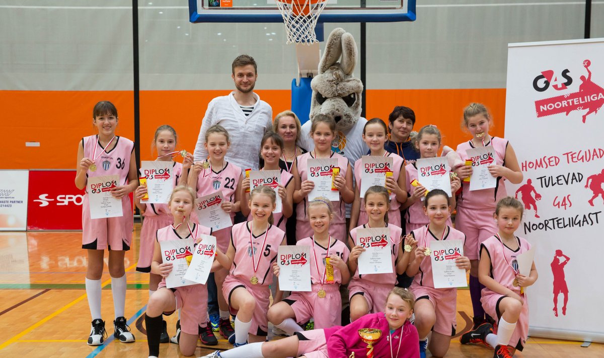 Tallinna Kalevi tüdrukute võistkond