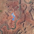 Justkui sulanud vikerkaar: miks on keset Utah osariigi kõrbe sellised sinisekirjud laigud?