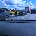 ФОТО: На шоссе Таллинн-Тарту произошло ДТП с участием четырех автомобилей