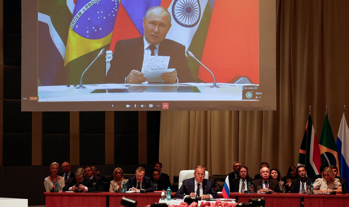 Владимир Путин виртуально принимает участие на саммите БРИКС в ЮАР в августе 2023 года