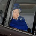 FOTOD: Lõpuks ometi! Kuninganna Elizabeth II taastus külmetushaigusest